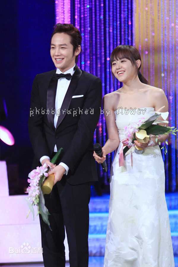 文瑾莹(Moon Geun Young)颁奖典礼生活照相册