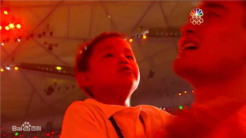 林浩(Linhao)、姚明“巨人组合”载入奥运历史前后照片