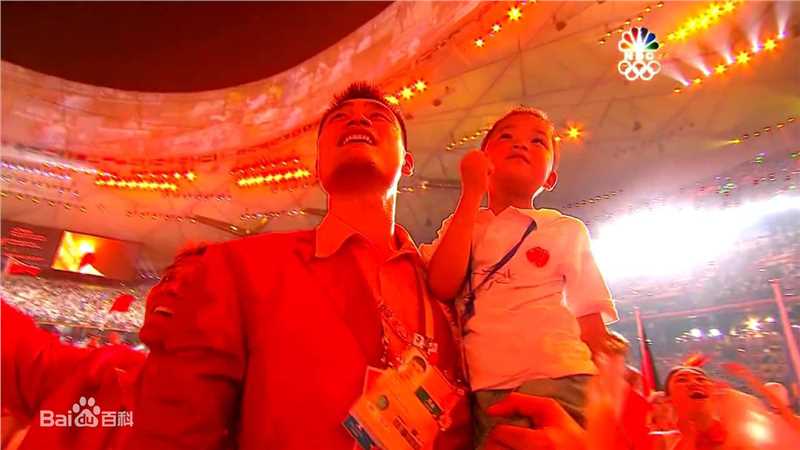 林浩(Linhao)、姚明“巨人组合”载入奥运历史前后照片