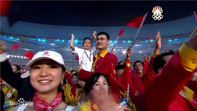 林浩(Linhao)、姚明“巨人组合”载入奥运历史前后照片