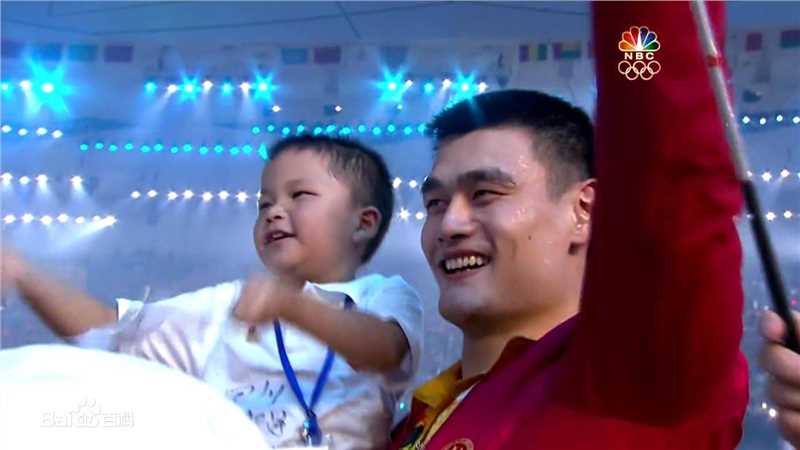 林浩(Linhao)、姚明“巨人组合”载入奥运历史前后照片