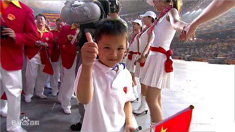 林浩(Linhao)、姚明“巨人组合”载入奥运历史前后照片