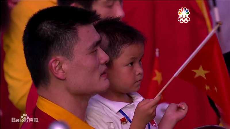 林浩(Linhao)、姚明“巨人组合”载入奥运历史前后照片