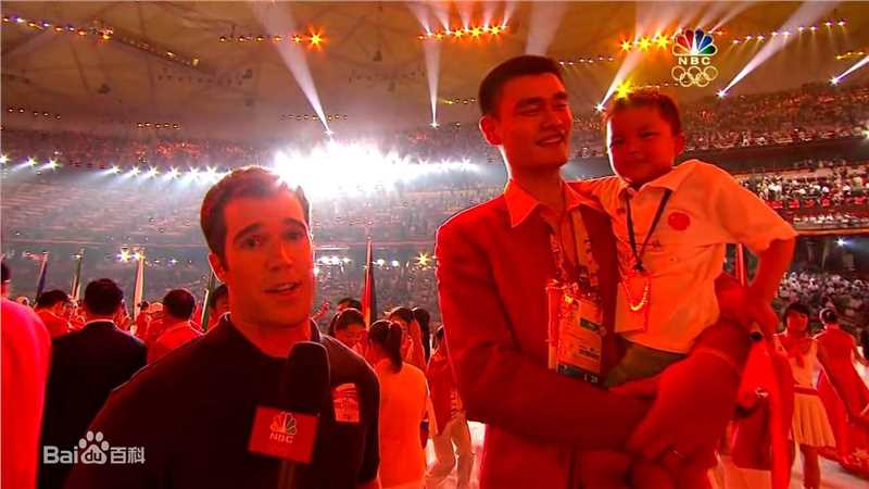 林浩(Linhao)、姚明“巨人组合”载入奥运历史前后照片