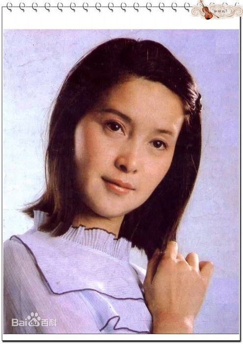 《张伟欣》封面图片