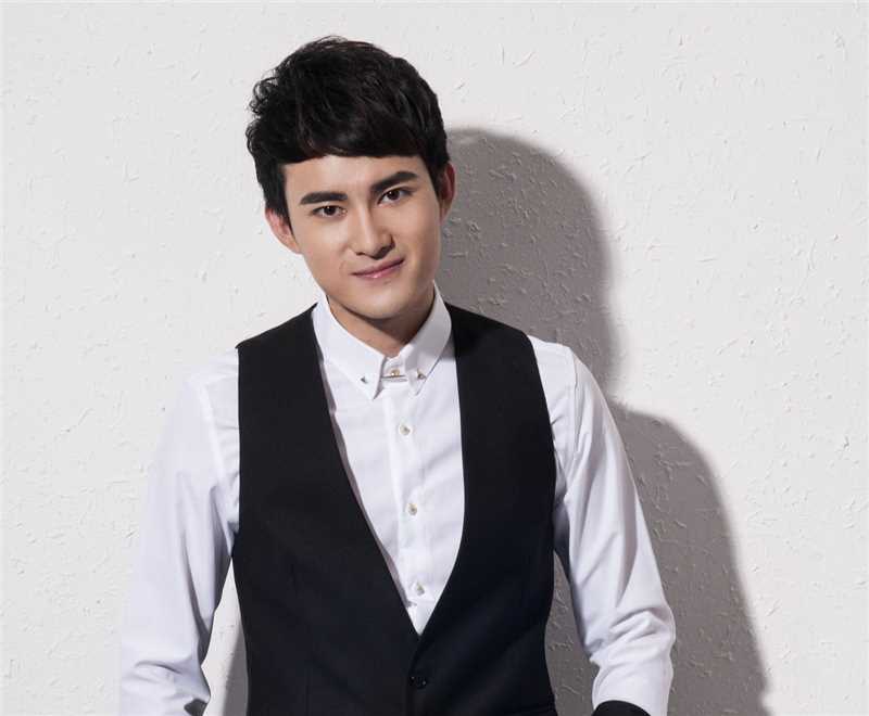 《张亚希》封面图片