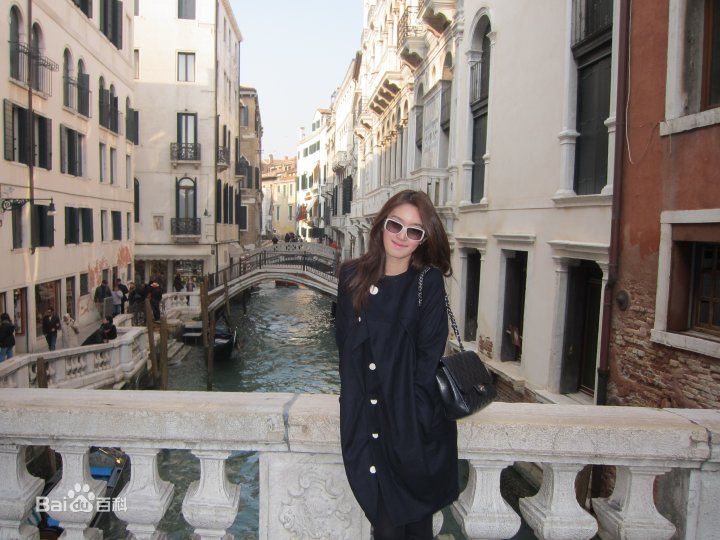 宝儿(Treechada Marnya)Poy素颜照相册