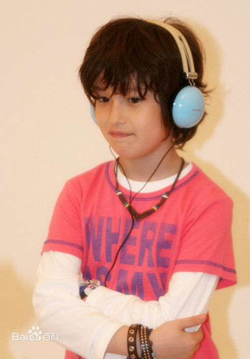 聂杰铭(James Robert Nicol)生活中的照片壁纸壁纸