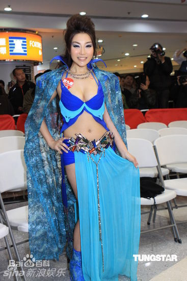 雷凯欣(Vonnie)宣传现场照片前后照片