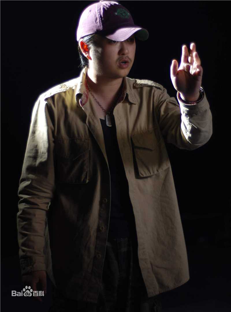 孙恺凯(Sun Kaikai)现场工作生活照