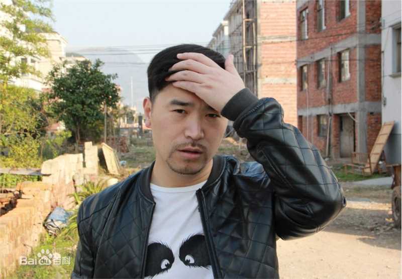 郭云飞(YUNFEIGUO)生活照性感图片壁纸