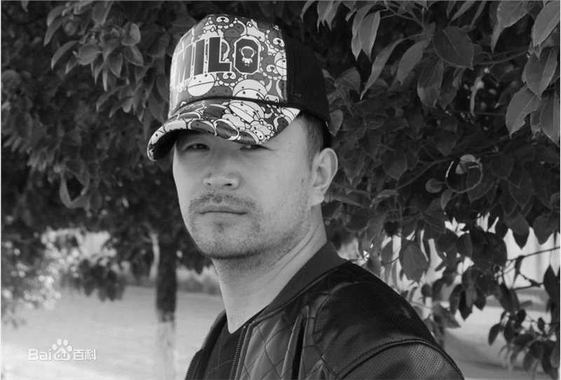 郭云飞(YUNFEIGUO)生活照性感图片壁纸