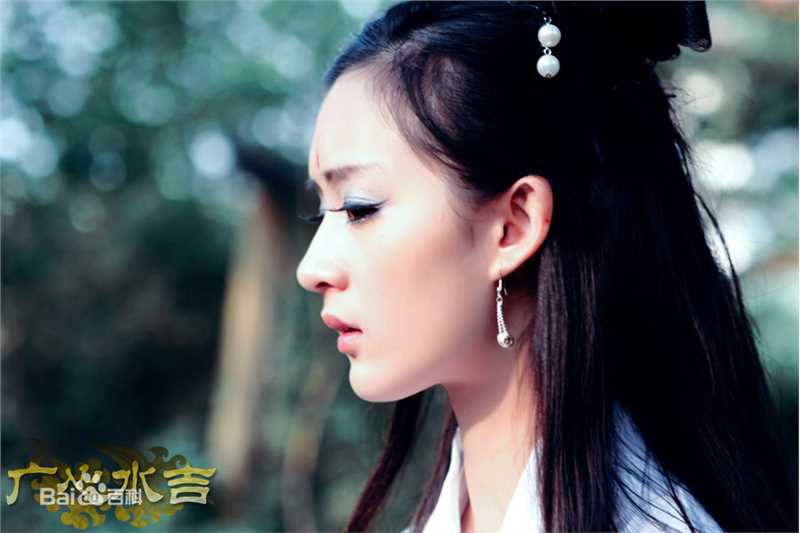 陈丹婷(Chen Dan Ting)cos作品素颜照壁纸