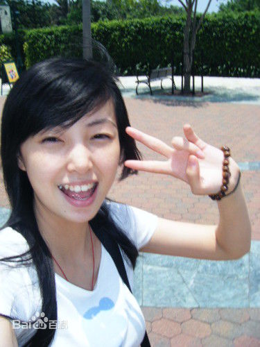 《徐艺涵》生活照