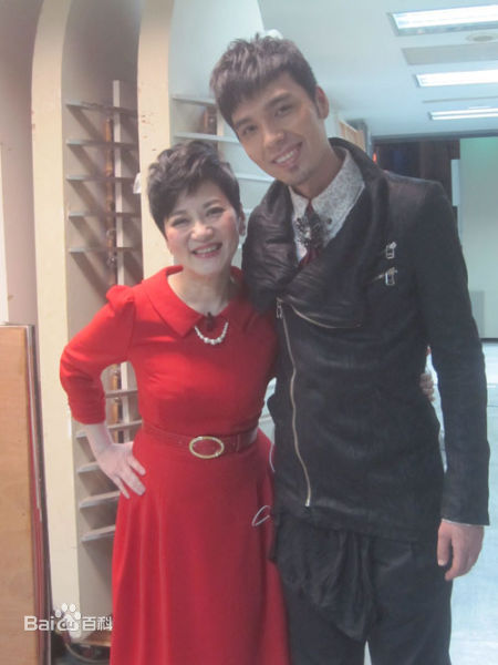 张小燕(all Swallow)合照素颜照相册