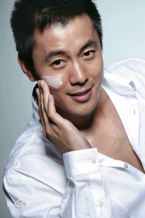 《康俊龙》封面图片