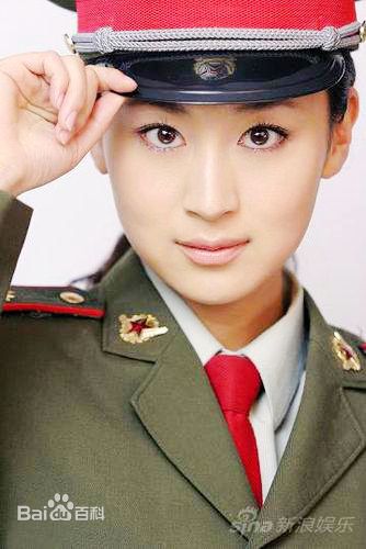 石琳(Irene)演员军装照片素颜照相册