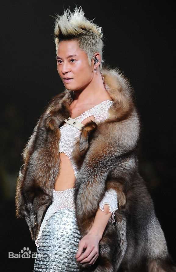 蔡一杰(Remus Choy)生活照生活照相册