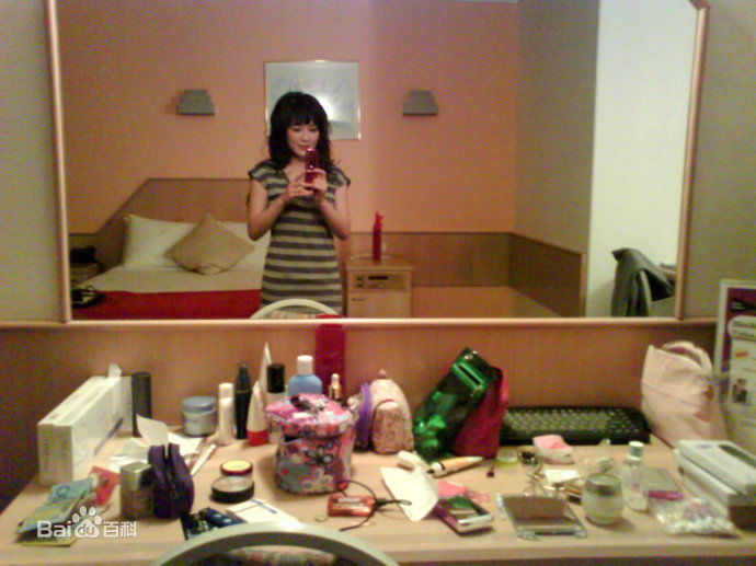 尹馨(Yin Shin)拍摄花絮图片图集