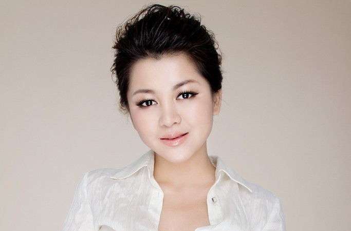 《俞晴》封面图片