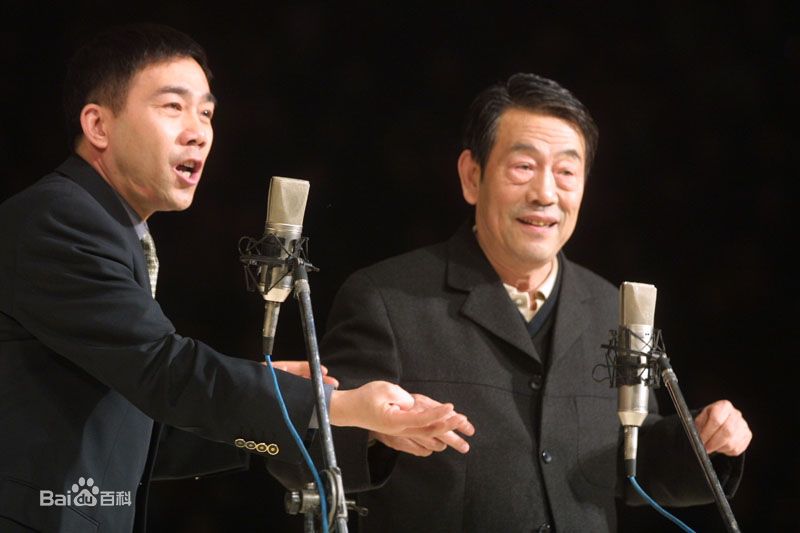 杨少华相声表演照