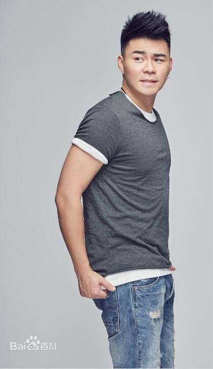 王冠淇(David King)最新壁纸