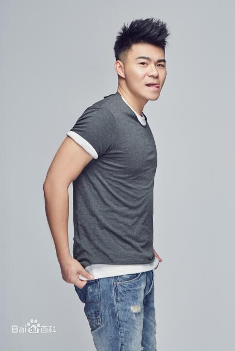 王冠淇(David King)最新壁纸