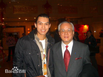 《奚辰华》社会活动