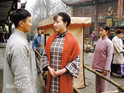 黄健中(Huang Jianzhong)《银饰》高清剧照