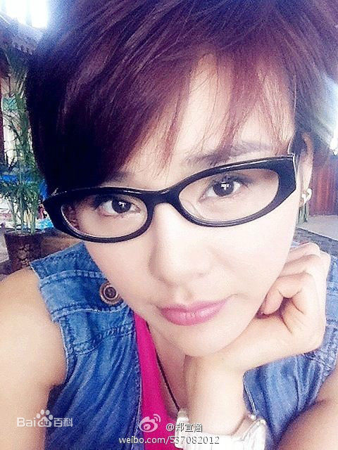 最优质郑伊涵(Moon)素颜照