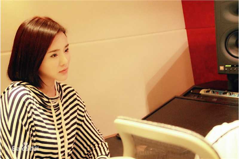 最优质郑伊涵(Moon)素颜照