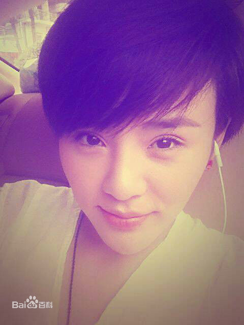 最优质郑伊涵(Moon)素颜照