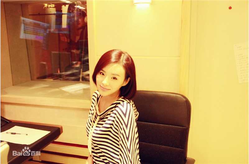 最优质郑伊涵(Moon)素颜照