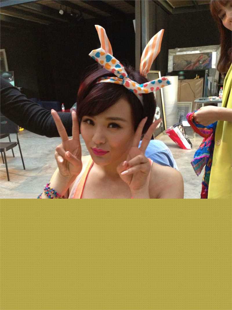 最优质郑伊涵(Moon)素颜照