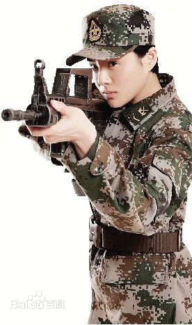 最优质郑伊涵(Moon)在《麻辣女兵》夏夏中的相册