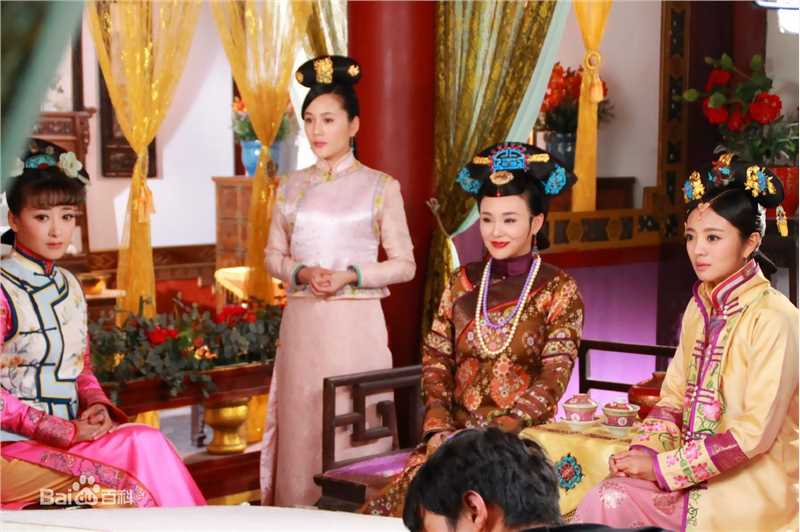 郑伊涵(Moon)在《金钗谍影》大福晋紫卉中的