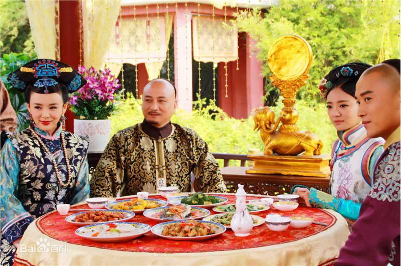 郑伊涵(Moon)在《金钗谍影》大福晋紫卉中的