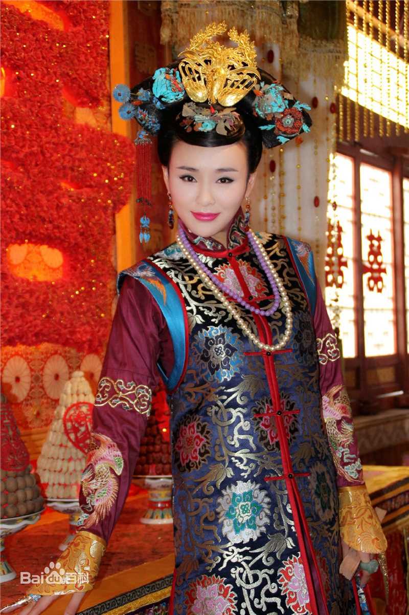 郑伊涵(Moon)在《金钗谍影》大福晋紫卉中的