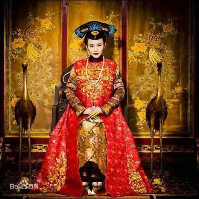 郑伊涵(Moon)在《金钗谍影》大福晋紫卉中的