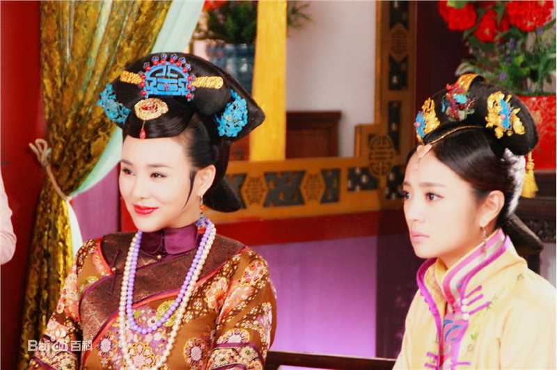 郑伊涵(Moon)在《金钗谍影》大福晋紫卉中的