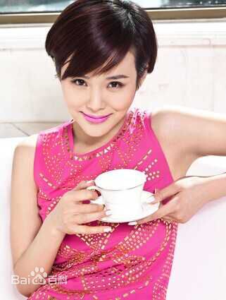 郑伊涵(Moon)生活照性感图片图集