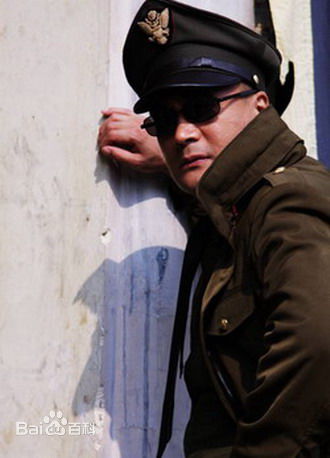 王建新帅气军装