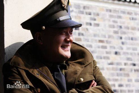 王建新帅气军装