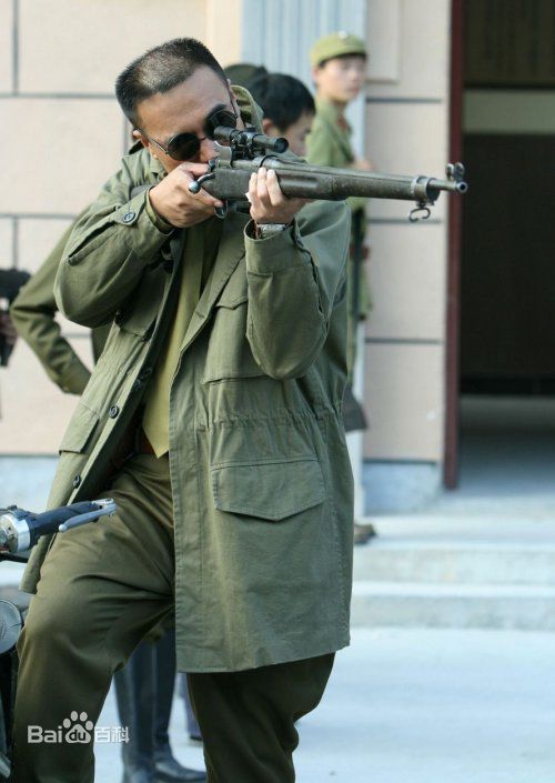 王建新帅气军装