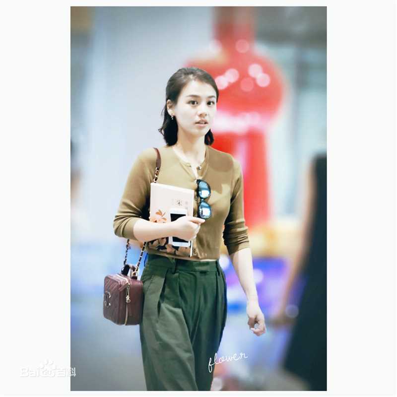 马思纯(Sandra)机场偶遇图片图集