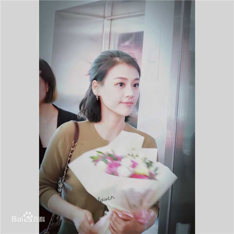马思纯(Sandra)机场偶遇图片图集