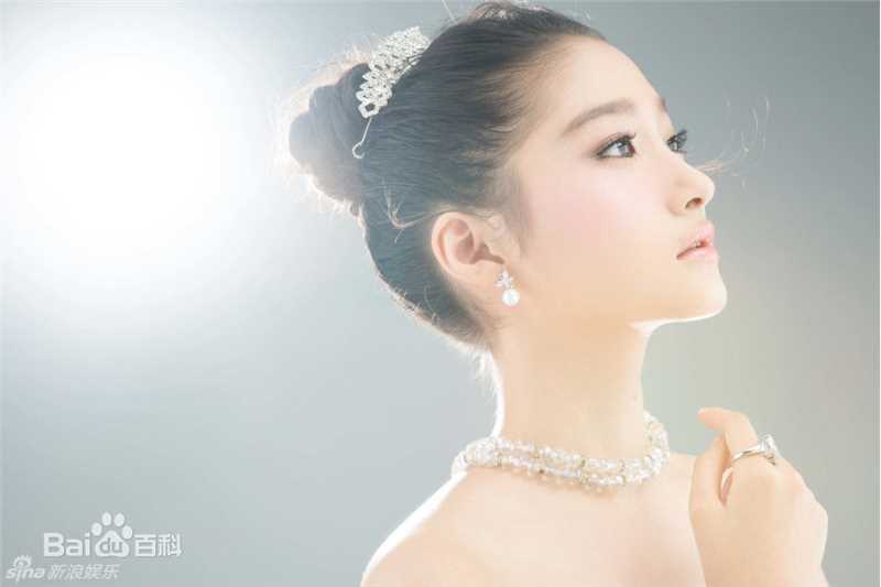 关晓彤(Guan Xiaotong)最新壁纸