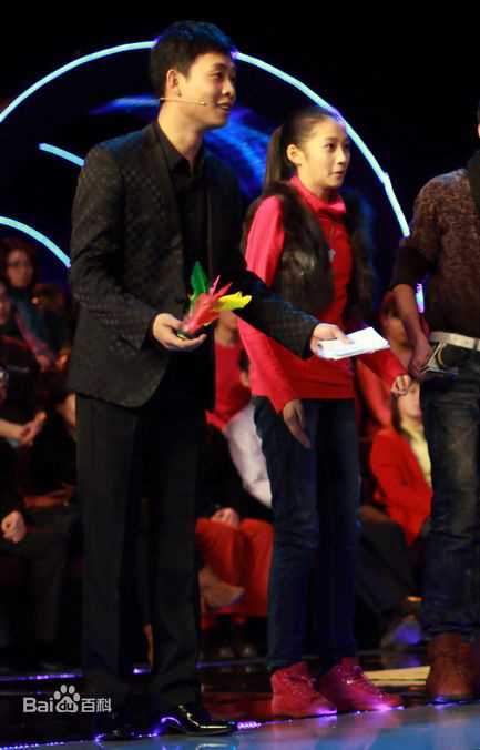 关晓彤(Guan Xiaotong)2011年北京卫视巨星秀素颜照相册