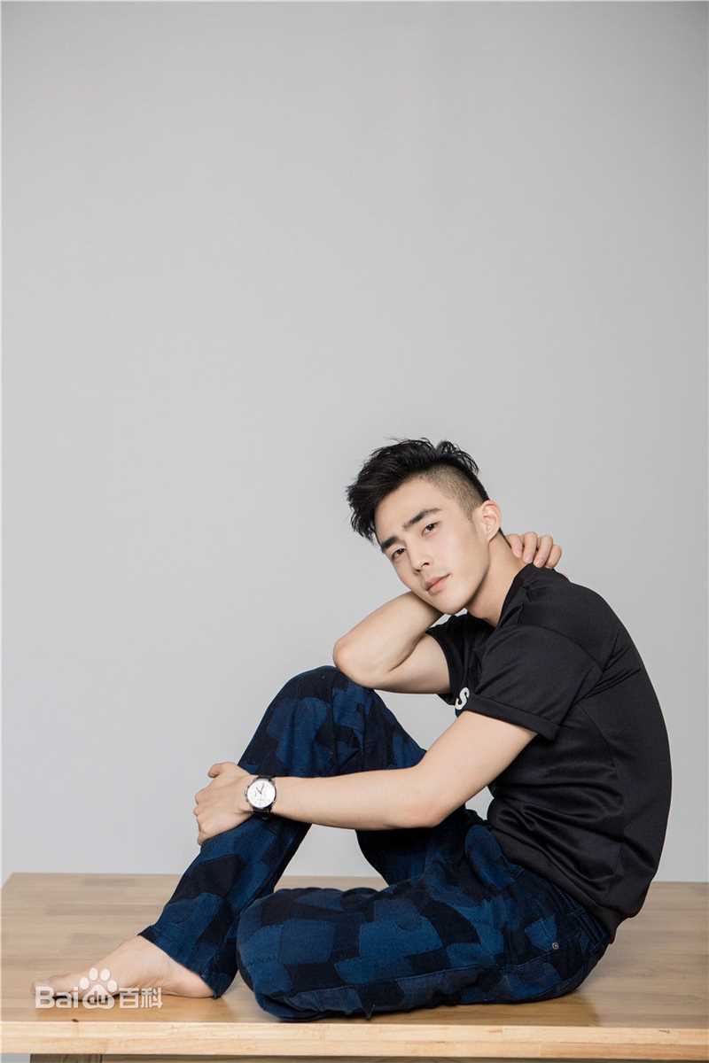 裴子添(Tim)最新壁纸