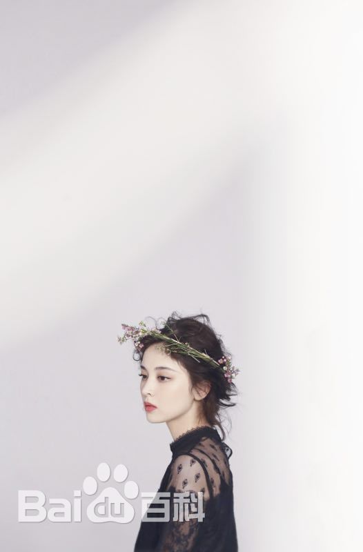 古力娜扎尔·拜合提亚尔(Gulinazhaer Baihetiyaer、Gulnazar)最优质杂志摄影相册